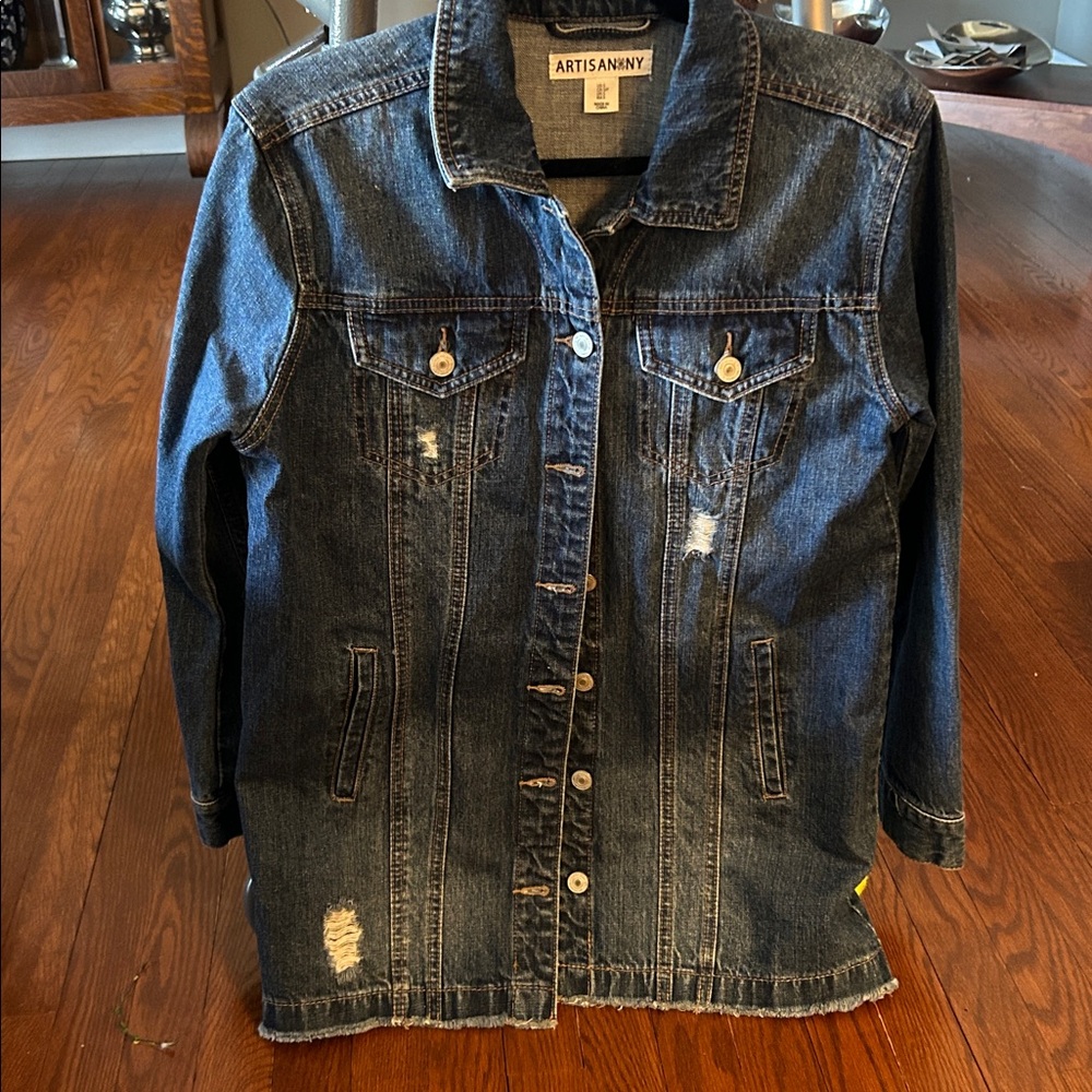 Artisan Women's Distressed Dark Blue Jean Jacket Coat medium